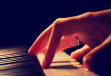 世界杯外围APP -沪滇携手忆峥嵘 鲁口哨畔(pàn)奏壮歌——纪念红军长征胜利90周年主题音(yīn)乐党课在寻甸举行